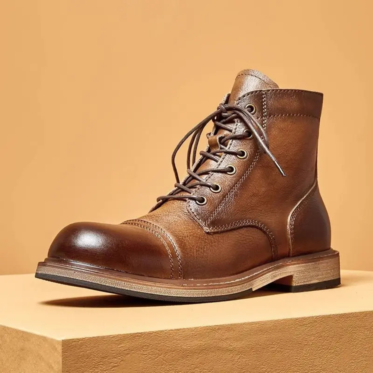 The Mantova Men's High Top Trendy Retro Leather Boots