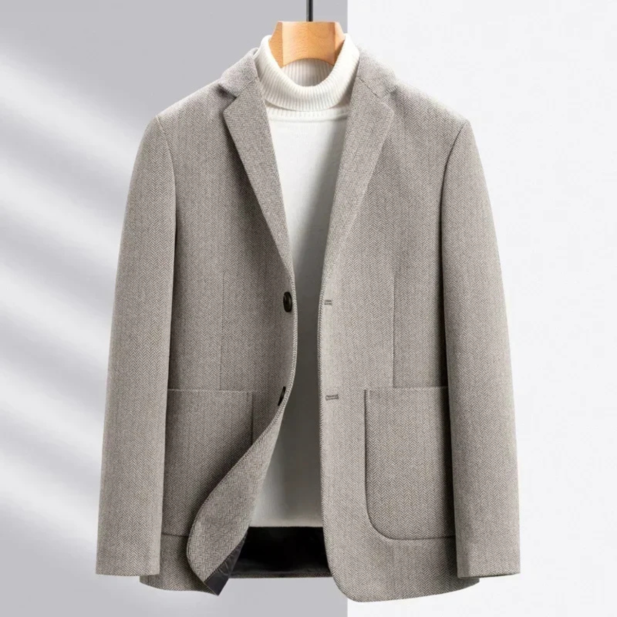 The Rivercrest Men’s Wool Single Breasted Blazer Suit