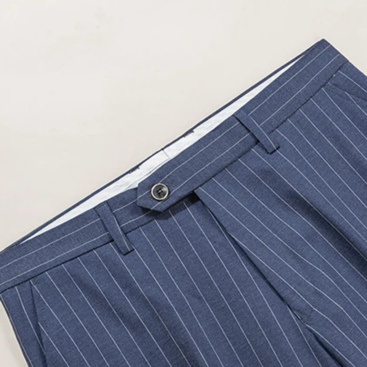 The Belleford Men’s Classic Pinstripe Suit – Elegant Double Breasted 2 Piece