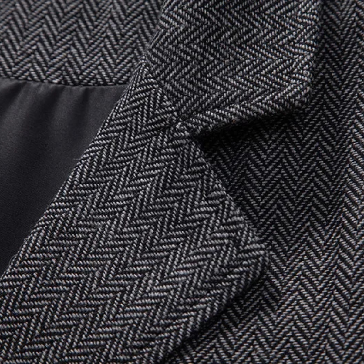 The Wallingford Men's Classic Tweed Suit Gilet