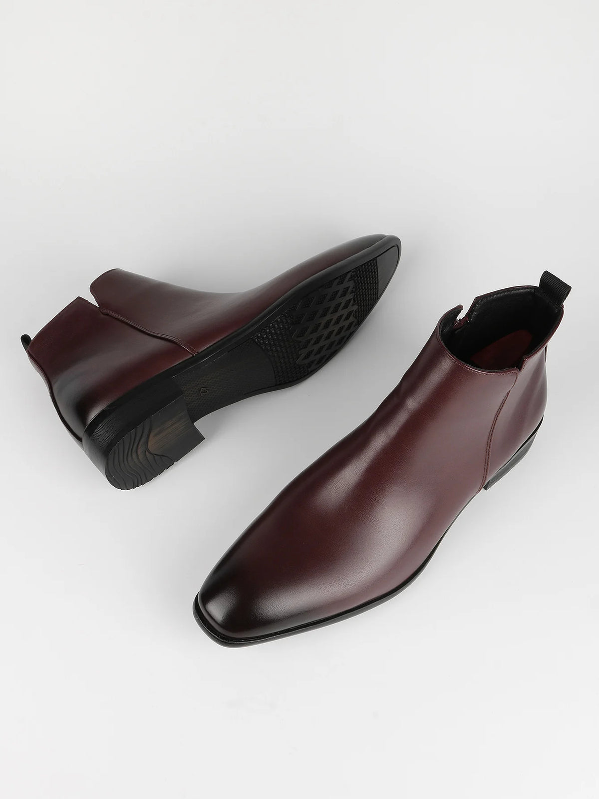 The Ventura Men's Leather Chelsea Dress Boots