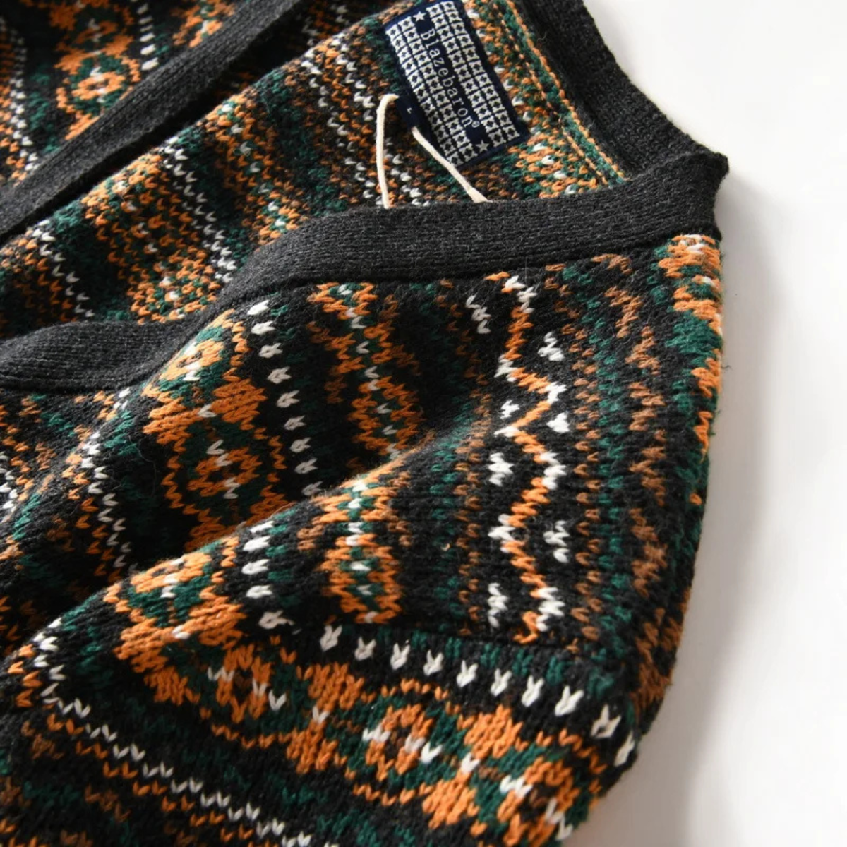 The Monopoli Men’s Nordic Retro Patterned Button Up Cardigan