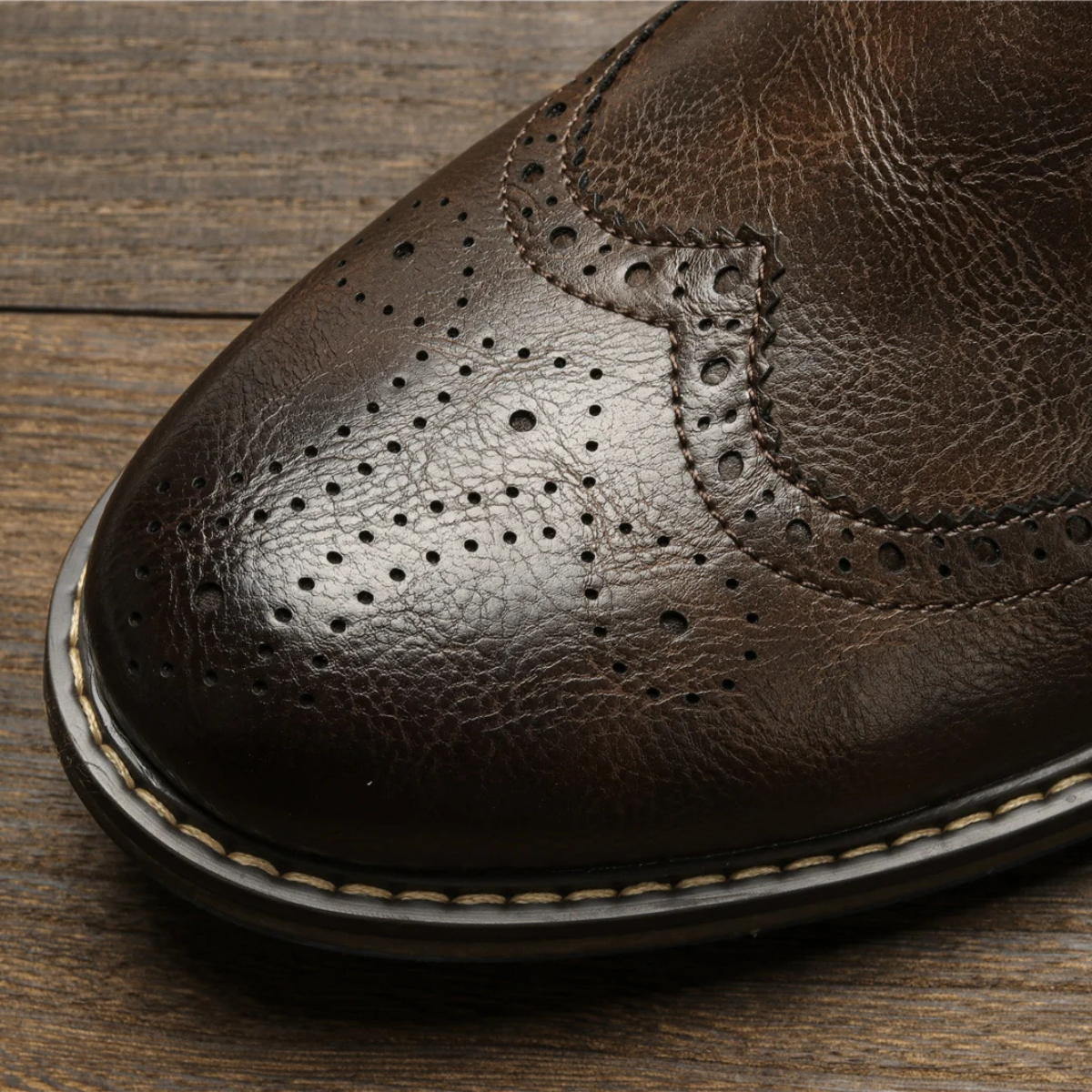 The Monopoli Men’s Classic Brogue Slip On Chelsea Boots