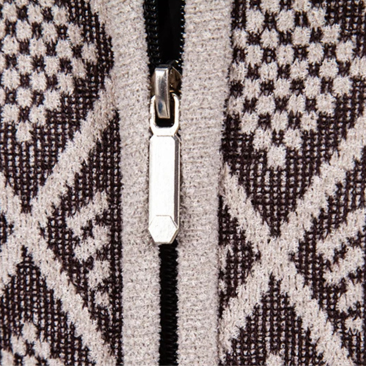 The Arezzo Men’s Smart Casual Diamond Patterned Knit Jacket