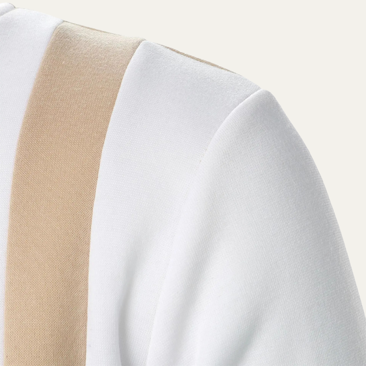 The Costa Rei Men’s Lightweight Colour Block Zip Up Jacket