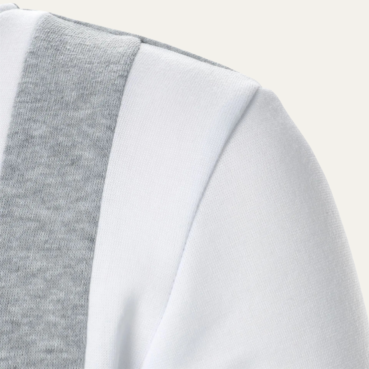 The Costa Rei Men’s Lightweight Colour Block Zip Up Jacket