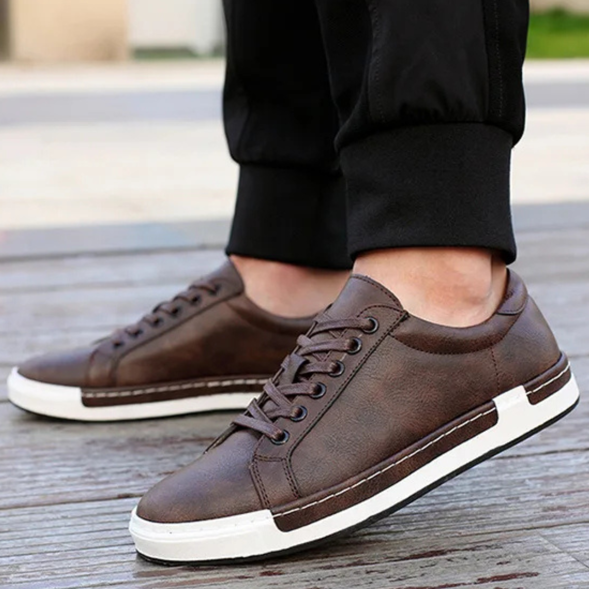 The Bridgewater Men’s Vintage Trendy Classic Lace Up Shoes