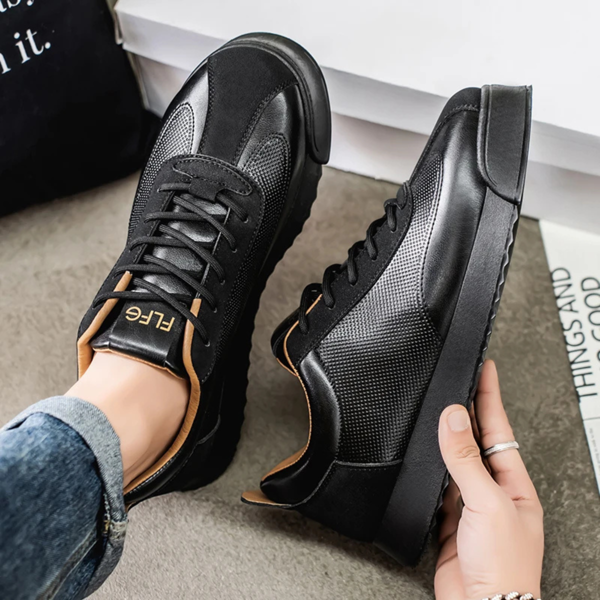 The Woodmere Men’s Retro Leather Casual Comfort Lace Up Shoes