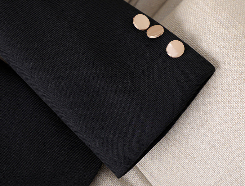 Women's Professional Blazer with Modern Cut