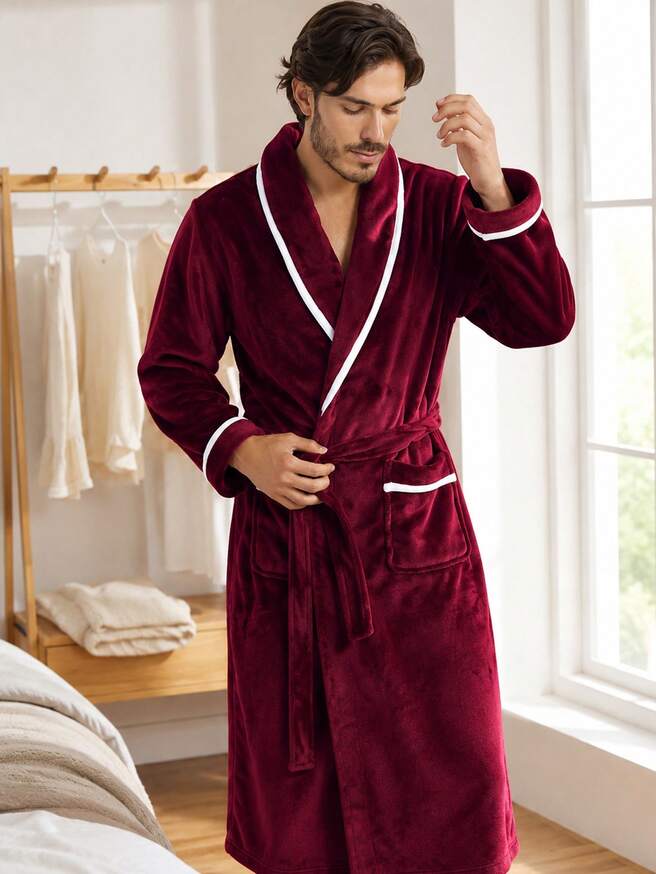 The Larkspur Men’s Plush Fleece Bathrobe