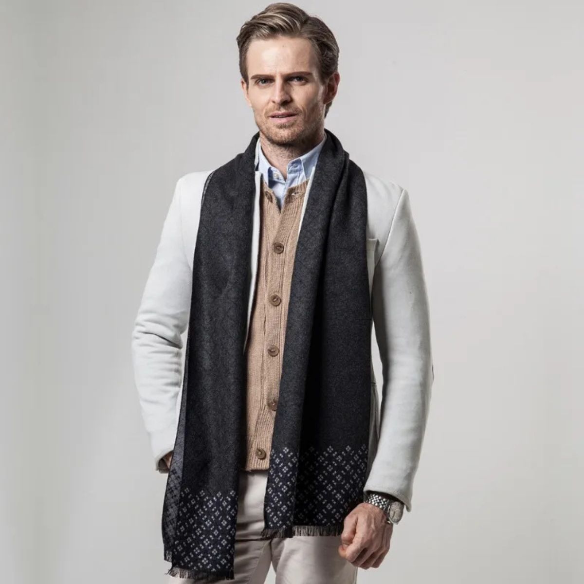 The Champs Élysées Cashmere Merino Scarf for Men - Black