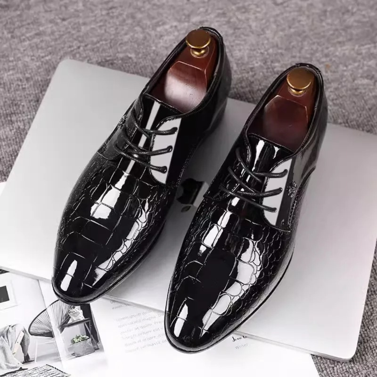 The Bardolino Men’s Patent Leather Smart Shoe – Pointed Toe Glossy Dress Shoes