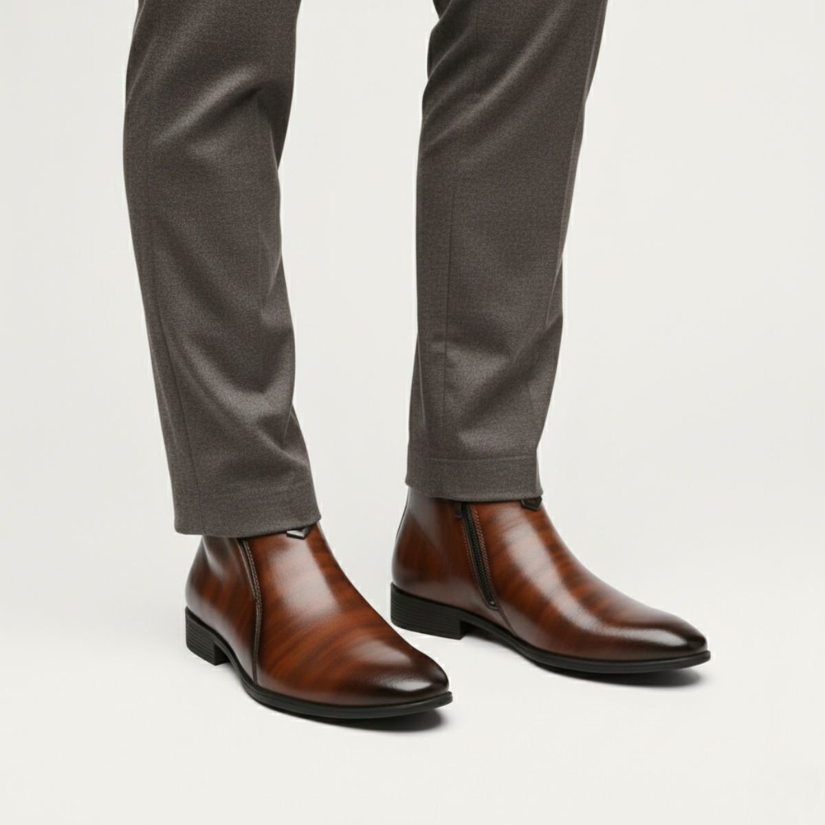 The Mantova Men’s Pointed Toe Vintage Leather Ankle Boots