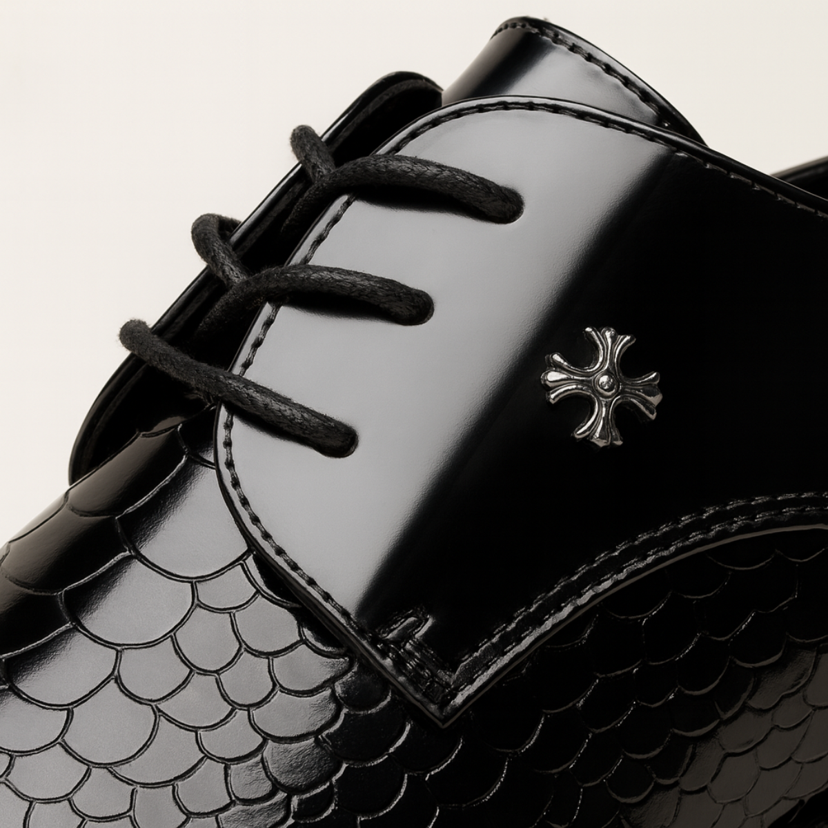 The Bardolino Men’s Patent Leather Smart Shoe – Pointed Toe Glossy Dress Shoes