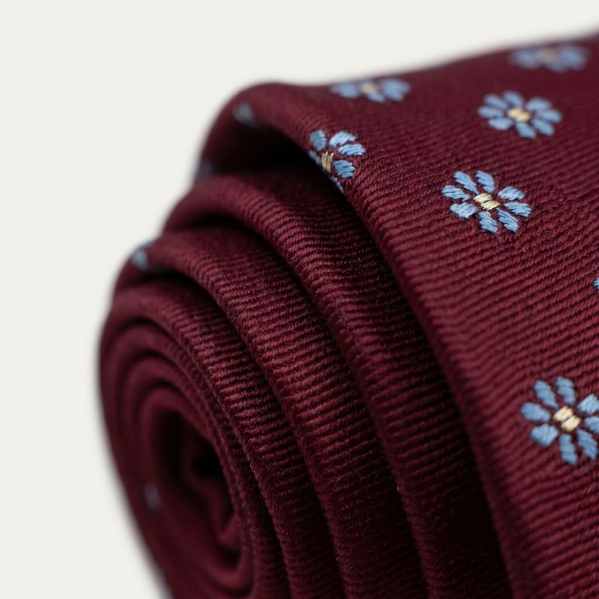 The Monterosso Men’s Luxury Silk Tie - Burgundy