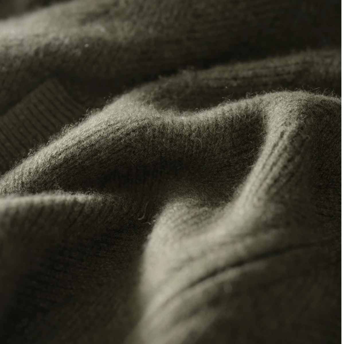 The Highmoor Cashmere Sweater – Men's 100% Soft Luxury Wool Knit Cardigan