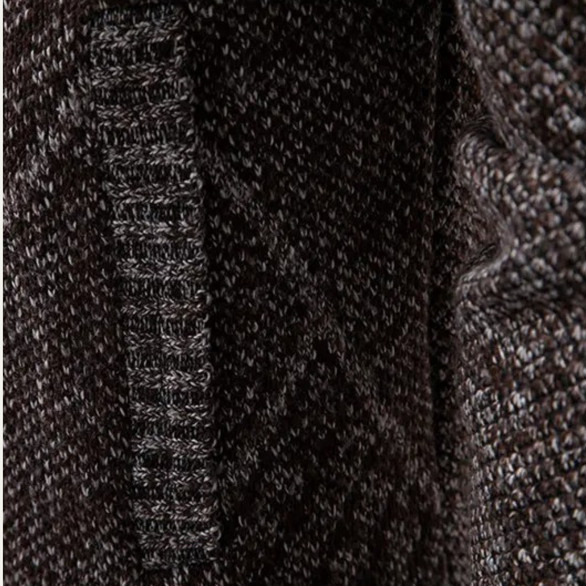 The Amalfi Men’s Knit Fleece Zip-Front Cardigan with Diamond Pattern