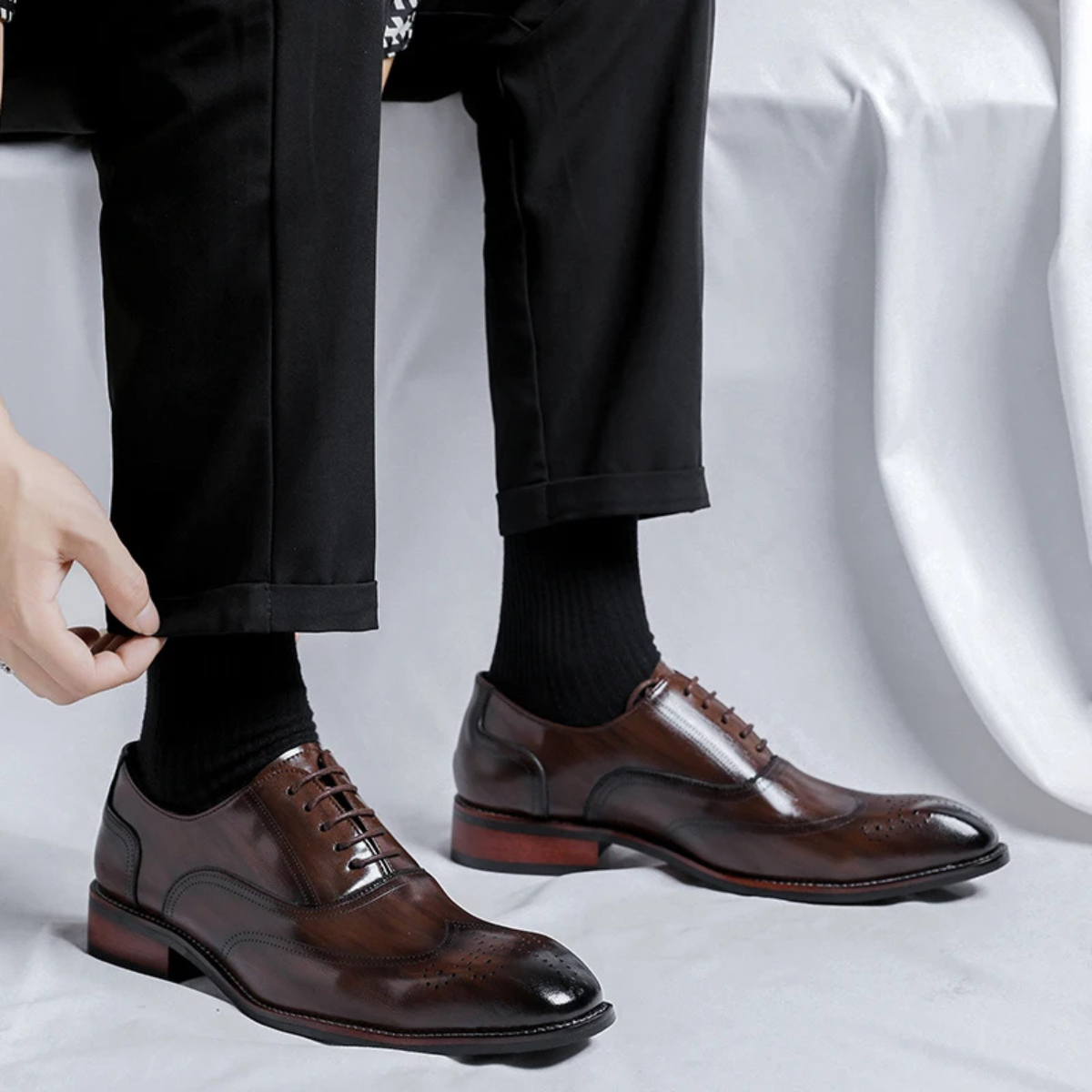 The Cedarbrook Ridge Men’s Classic Pointed Toe Oxford Dress Shoes