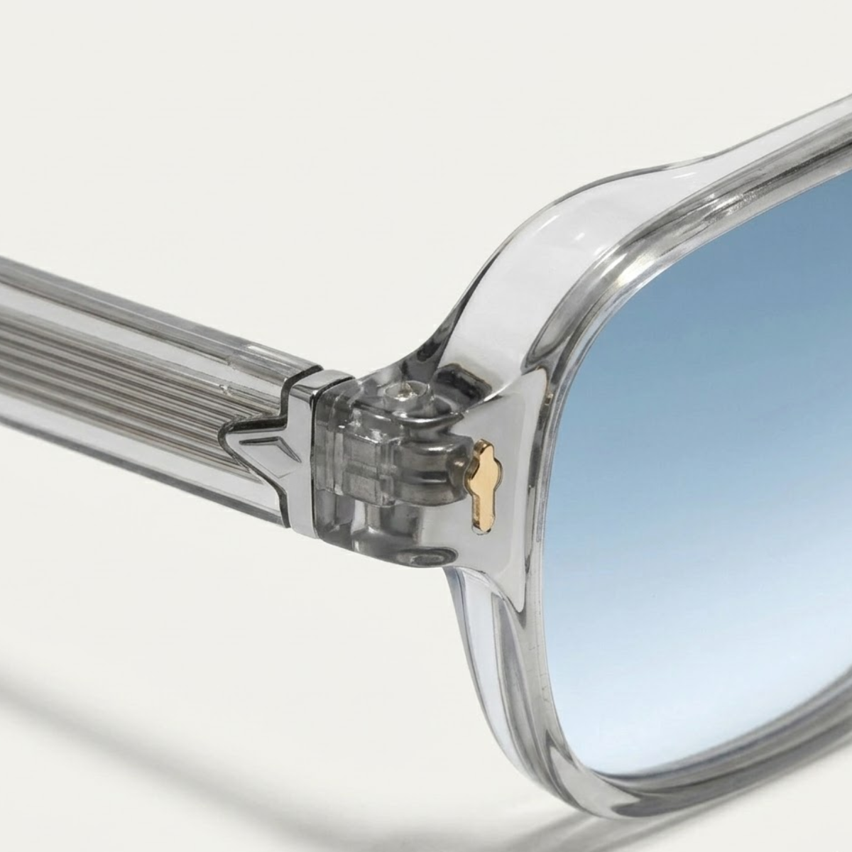 The Portsmouth Men's Transparent Square Sunglasses