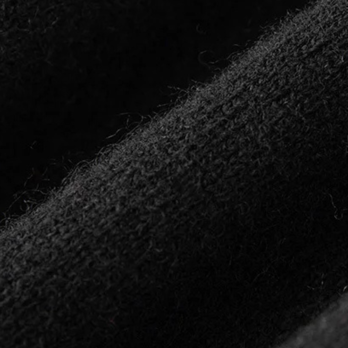 The Linfield Men's Soft Warm Knit Cashmere V Neck Sweater