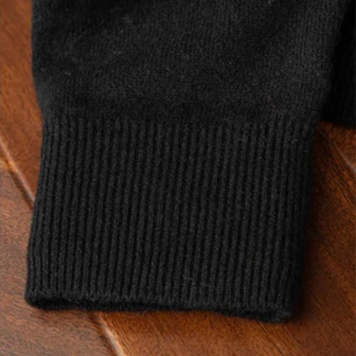 The Linfield Men's Soft Warm Knit Cashmere V Neck Sweater