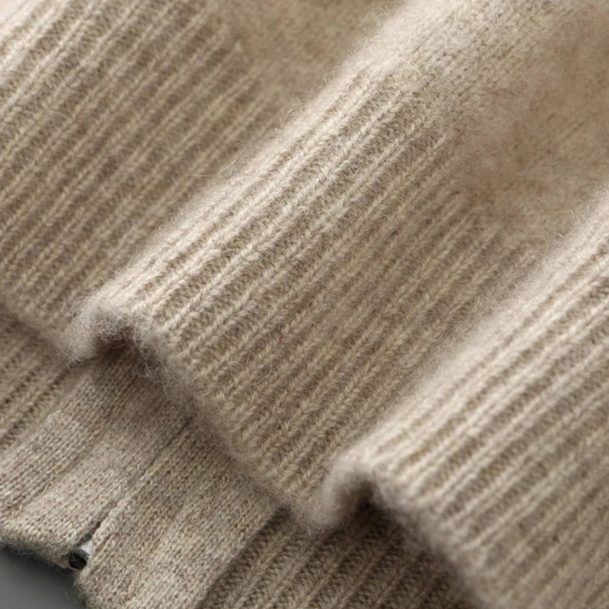 The Thornhill Cashmere Sweater – Men's 100% Soft Luxury Wool Zip Cardigan