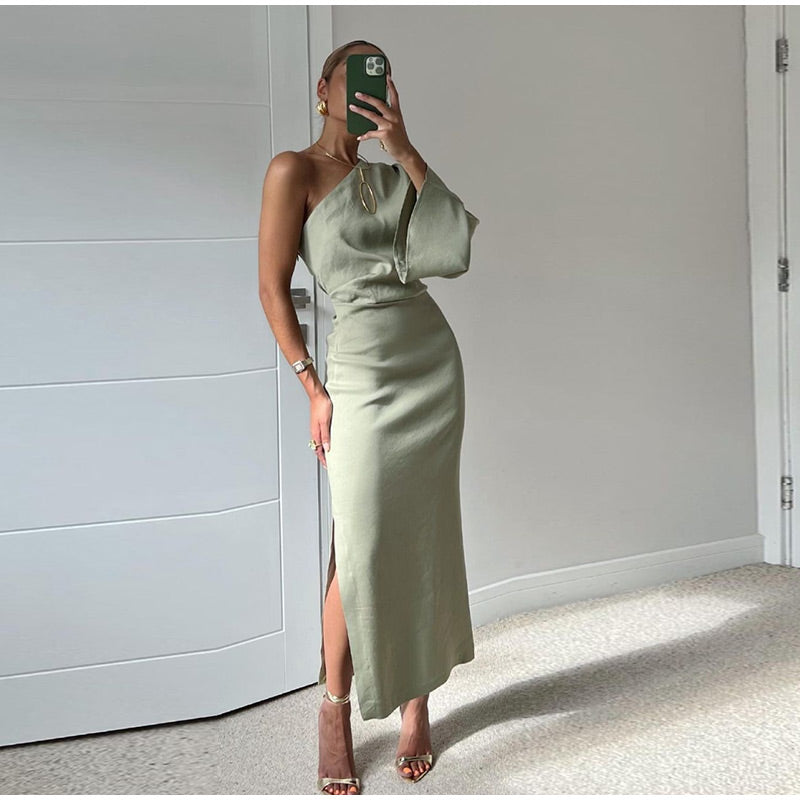 Women's Draped Asymmetric Shoulder Gown
