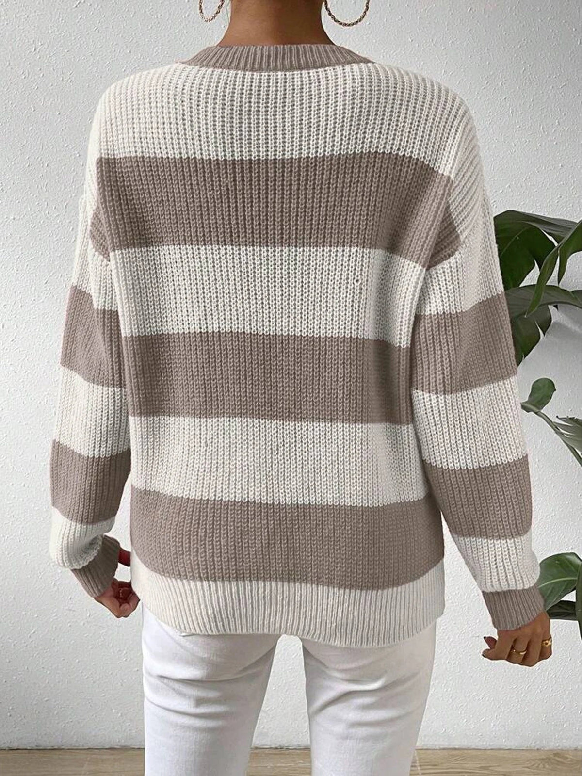 Women's Relaxed Fit Contrast Stripe Sweater