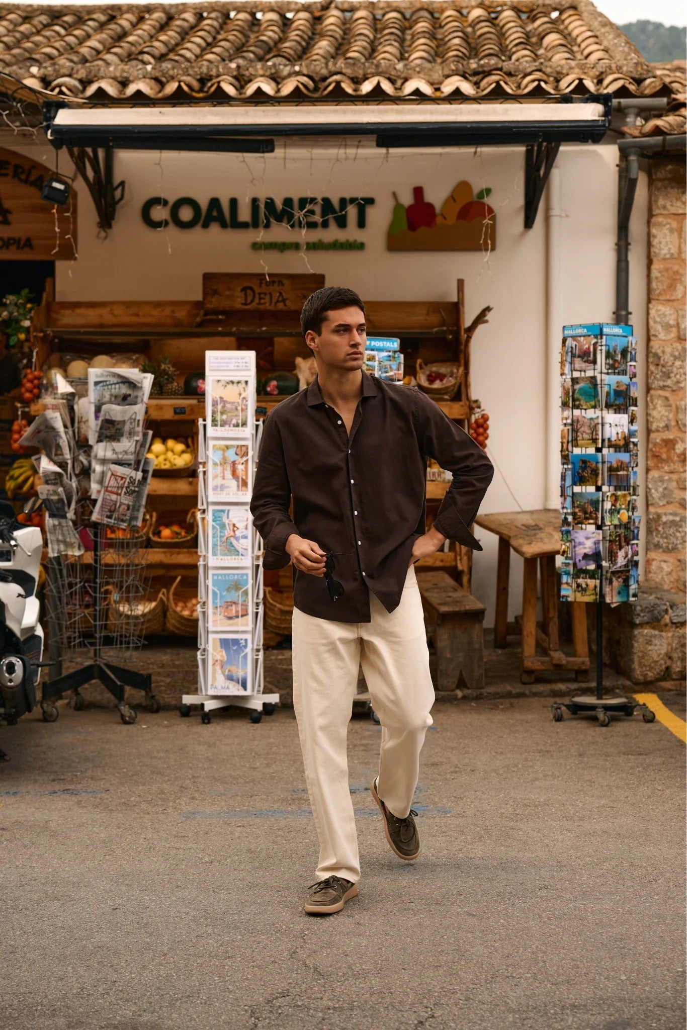 The Bellagio Men's Casual Linen Button Down Shirt