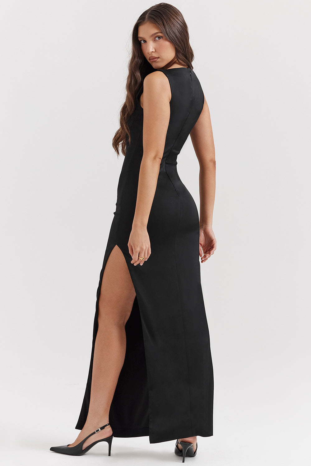 Women's Plain Sleeveless Black Gown