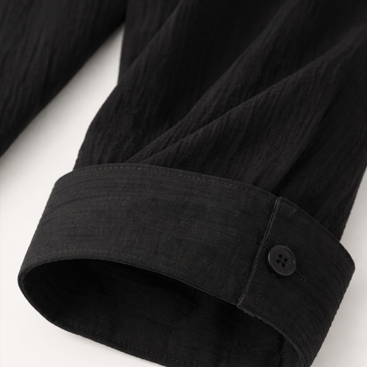 The Devonshire Men’s Slim Fit Business Dress Shirt – Black